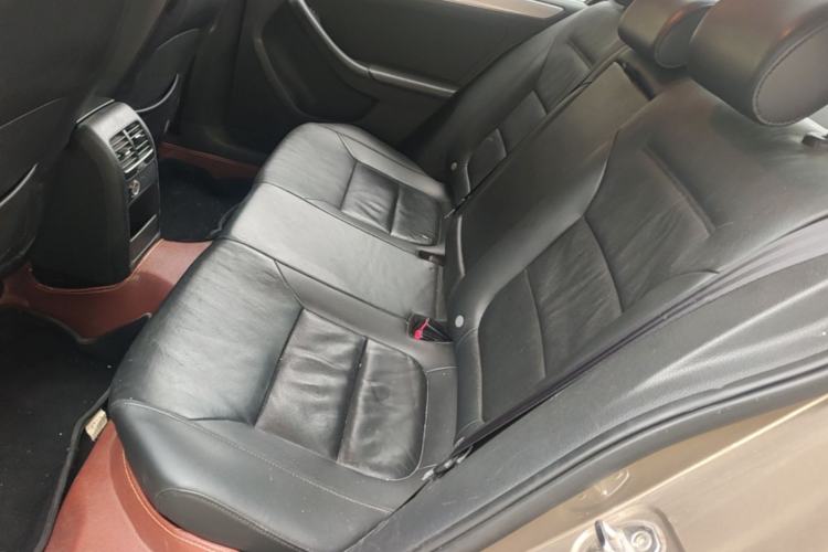 Used Volkswagen Sagitar 2014 Revised Version 1.4TSI Automatic Luxury Edition Left Rear Seat