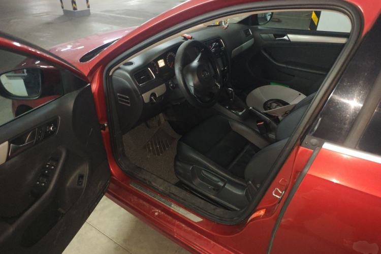 Used Volkswagen Sagitar 2014 1.6L Automatic Comfort Model Driver Seat