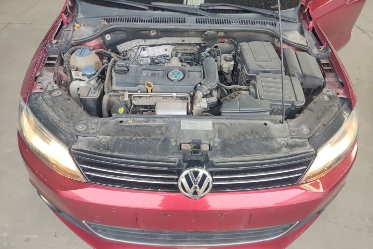 Used Volkswagen Sagitar 2014 Revised Version 1.4TSI Automatic Luxury Edition Engine Bay