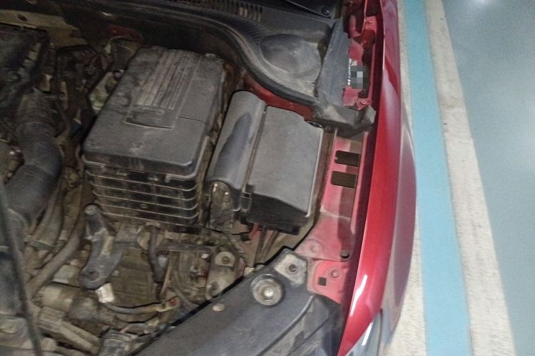 Used Volkswagen Sagitar 2014 1.6L Automatic Comfort Model Engine Bay Left