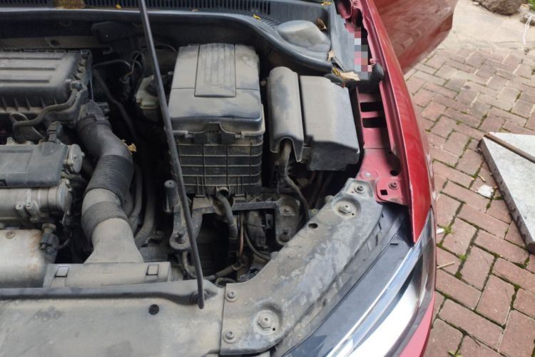 Used Volkswagen Sagitar 2014 Revised Version 1.6L Automatic Comfort Edition Engine Bay Left