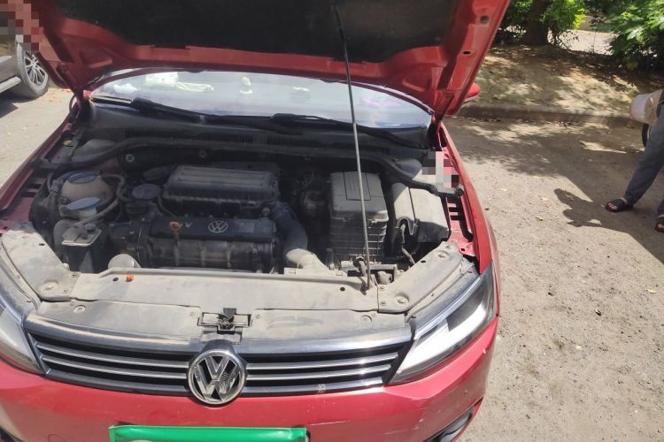 Used Volkswagen Sagitar 2014 Revised Version 1.6L Automatic Comfort Edition Engine Bay Left