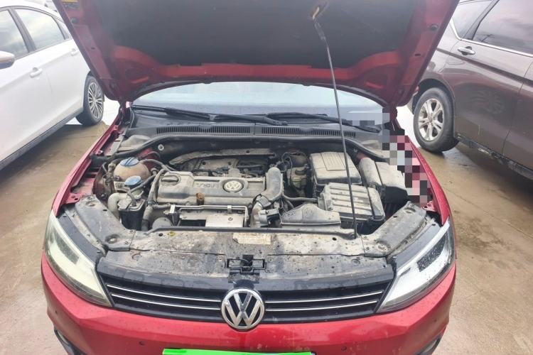Used Volkswagen Sagitar 2014 Revised Version 1.4TSI Automatic Luxury Edition Engine Bay