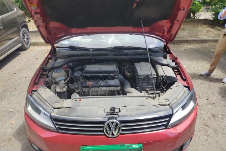 Used Volkswagen Sagitar 2014 Revised Version 1.6L Automatic Comfort Edition Engine Bay