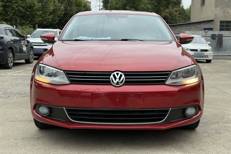 Used Volkswagen Sagitar 2014 Revised Version 1.6L Automatic Comfort Edition Exterior 2