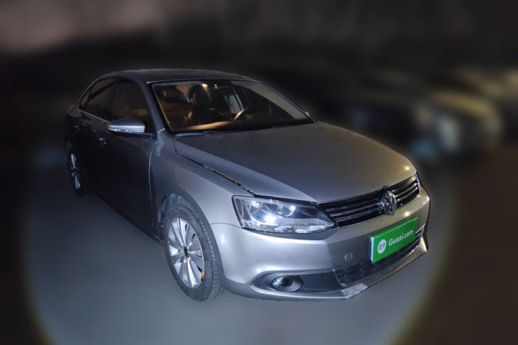 Used Volkswagen Sagitar 2014 Revised Version 1.6L Automatic Comfort Edition Front Right 45 Deg