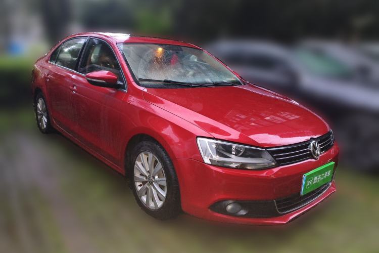 Used Volkswagen Sagitar 2014 Revised Version 1.6L Automatic Comfort Edition Front Right 45 Deg