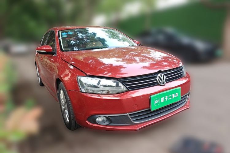 Used Volkswagen Sagitar 2014 Revised Version 1.4TSI Automatic Luxury Edition Front Right 45 Deg