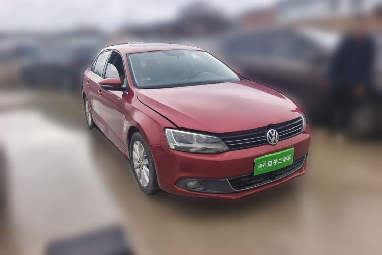 Used Volkswagen Sagitar 2014 Revised Version 1.4TSI Automatic Luxury Edition Front Right 45 Deg
