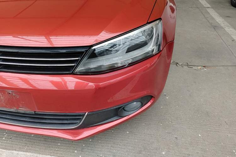 Used Volkswagen Sagitar 2014 1.6L Automatic Comfort Model Left Front Headlight