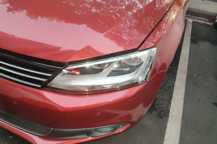 Used Volkswagen Sagitar 2014 Revised Version 1.4TSI Automatic Luxury Edition Left Front Headlight