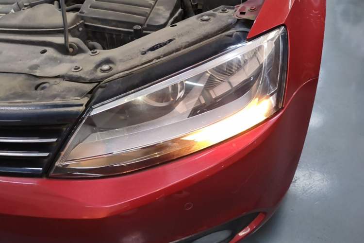 Used Volkswagen Sagitar 2014 Revised Version 1.4TSI Automatic Luxury Edition Left Front Headlight