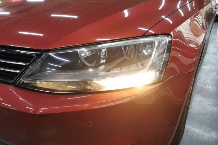 Used Volkswagen Sagitar 2014 Revised Version 1.4TSI Automatic Luxury Edition Left Front Headlight