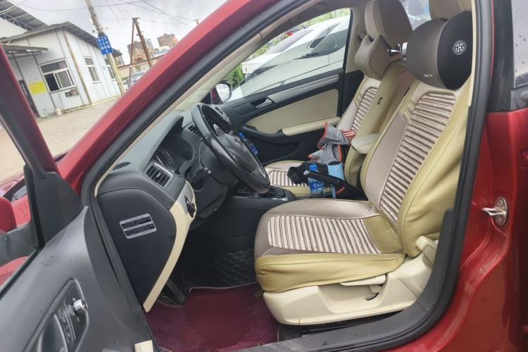 Used Volkswagen Sagitar 2014 Revised Version 1.4TSI Automatic Luxury Edition Left Front Seat