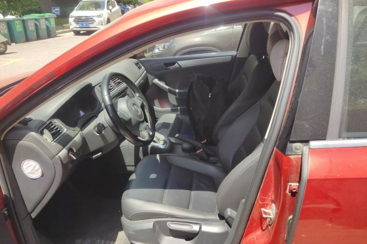Used Volkswagen Sagitar 2014 Revised Version 1.6L Automatic Comfort Edition Left Front Seat