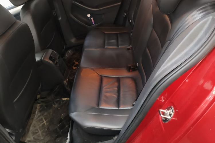 Used Volkswagen Sagitar 2014 Revised Version 1.4TSI Automatic Luxury Edition Left Rear Seat