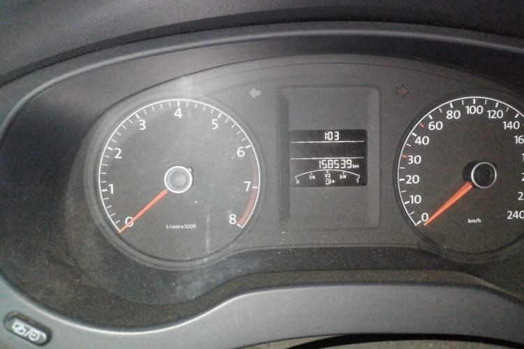 Used Volkswagen Sagitar 2014 Revised Version 1.6L Automatic Comfort Edition Odometer Close Up
