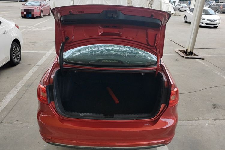 Used Volkswagen Sagitar 2014 1.6L Automatic Comfort Model Trunk