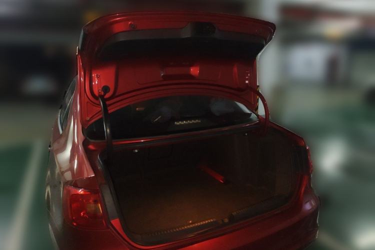 Used Volkswagen Sagitar 2014 1.6L Automatic Comfort Model Trunk