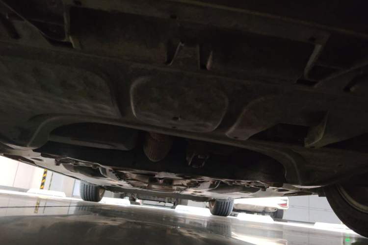 Used Volkswagen Sagitar 2014 1.6L Manual Comfort Model Chassis Front