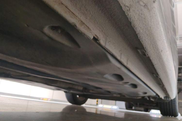 Used Volkswagen Sagitar 2014 1.6L Manual Comfort Model Chassis Front Left