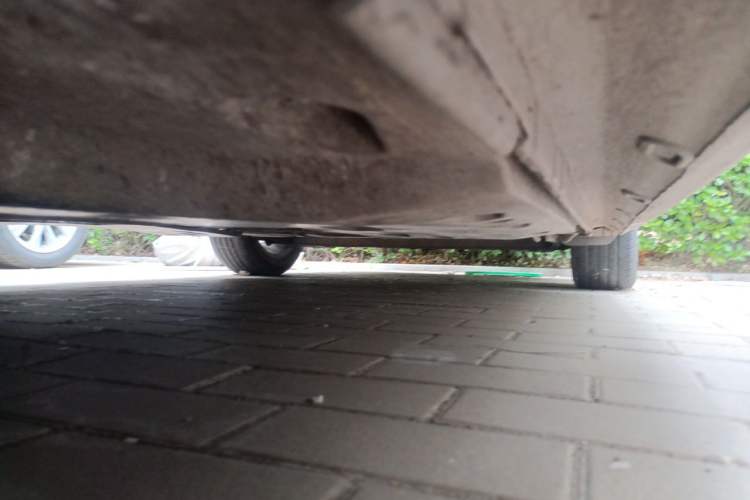 Used Volkswagen Sagitar 2014 1.6L Automatic Comfort Model Chassis Front Left