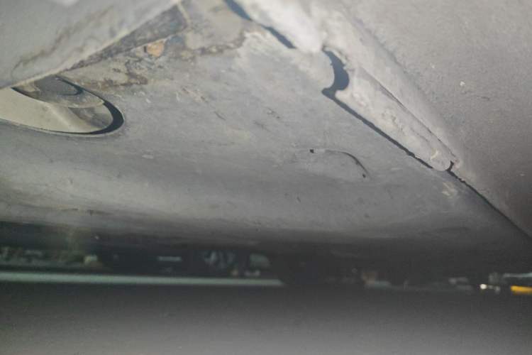 Used Volkswagen Sagitar 2014 1.6L Manual Comfort Model Chassis Front Left