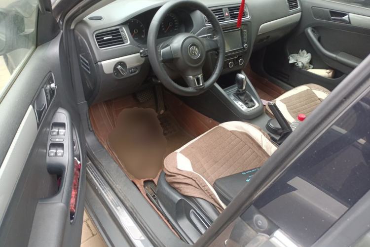 Used Volkswagen Sagitar 2014 1.6L Automatic Comfort Model Driver Seat