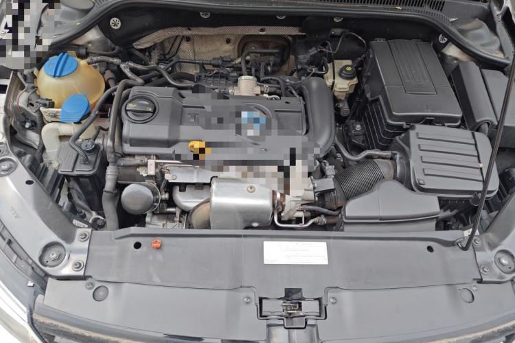 Used Volkswagen Sagitar 2014 1.4TSI Automatic Luxury Model Engine Bay