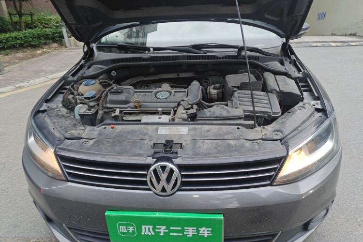 Used Volkswagen Sagitar 2014 Revised Version 1.4TSI Manual Luxury Edition Engine Bay