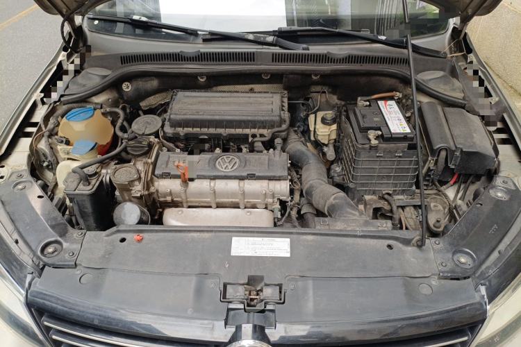 Used Volkswagen Sagitar 2014 Revised Version 1.6L Automatic Comfort Edition Engine Bay