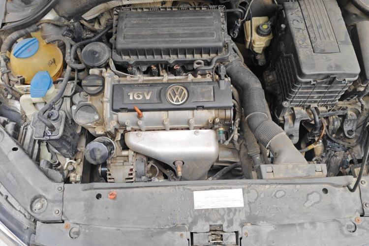 Used Volkswagen Sagitar 2014 Revised Version 1.6L Automatic Comfort Edition Engine Bay