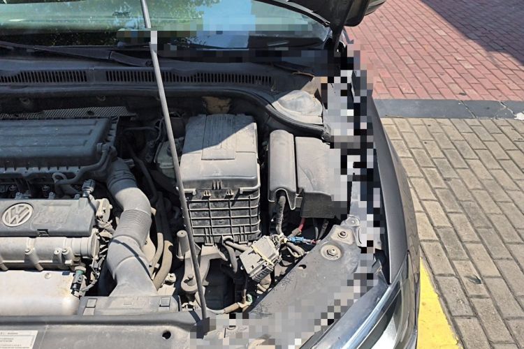 Used Volkswagen Sagitar 2014 Revised Version 1.6L Automatic Comfort Edition Engine Bay Left