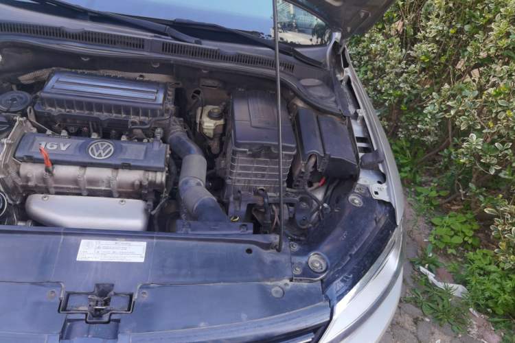 Used Volkswagen Sagitar 2014 Revised Version 1.6L Manual Comfort Edition Engine Bay Left