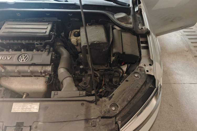 Used Volkswagen Sagitar 2014 Revised Version 1.6L Manual Comfort Edition Engine Bay Left