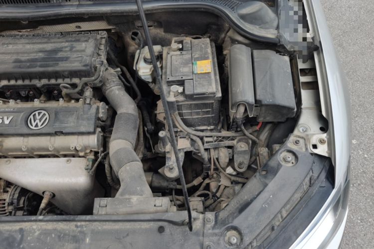 Used Volkswagen Sagitar 2014 Revised Version 1.6L Manual Comfort Edition Engine Bay Left