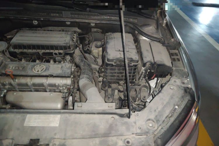 Used Volkswagen Sagitar 2014 Revised Version 1.6L Automatic Comfort Edition Engine Bay Left