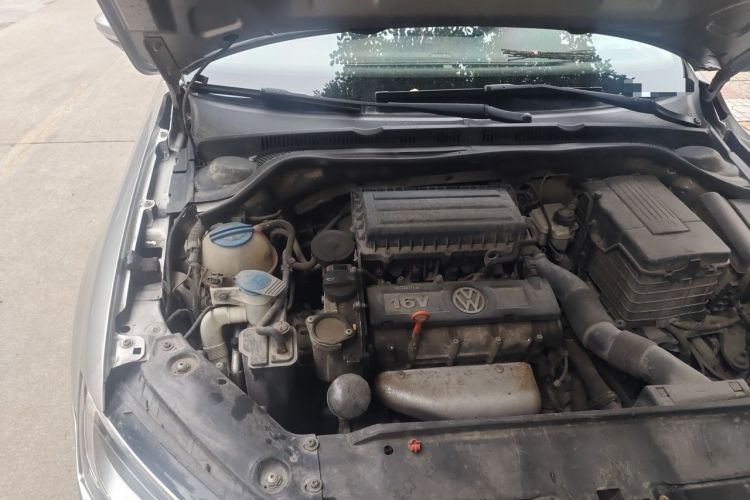 Used Volkswagen Sagitar 2014 Revised Version 1.6L Automatic Comfort Edition Engine Bay Right