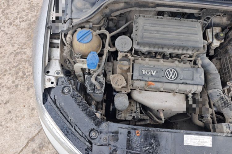 Used Volkswagen Sagitar 2014 Revised Version 1.6L Automatic Comfort Edition Engine Bay Right