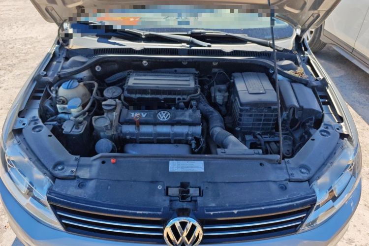 Used Volkswagen Sagitar 2014 Revised Version 1.6L Automatic Comfort Edition Engine Bay