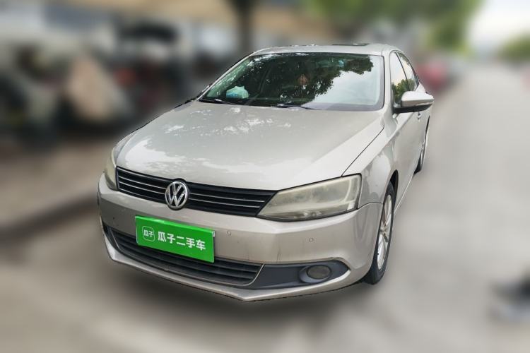 Used Volkswagen Sagitar 2014 1.4TSI Manual Luxury Model Guazi used car, China used car export, Used car for sale, Used cars, Cheapest cars for sale