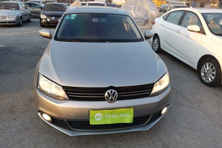 Used Volkswagen Sagitar 2014 1.4TSI Automatic Luxury Model Front