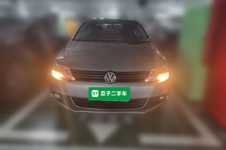Used Volkswagen Sagitar 2014 Revised Version 1.6L Automatic Comfort Edition Front