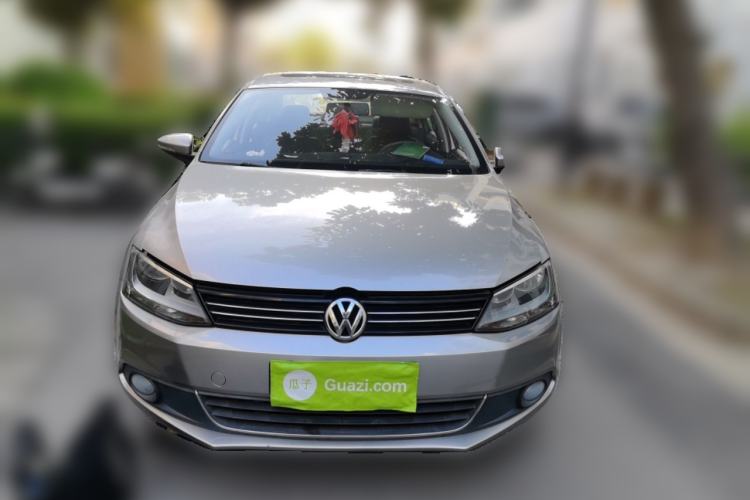 Used Volkswagen Sagitar 2014 1.6L Automatic Comfort Model Front