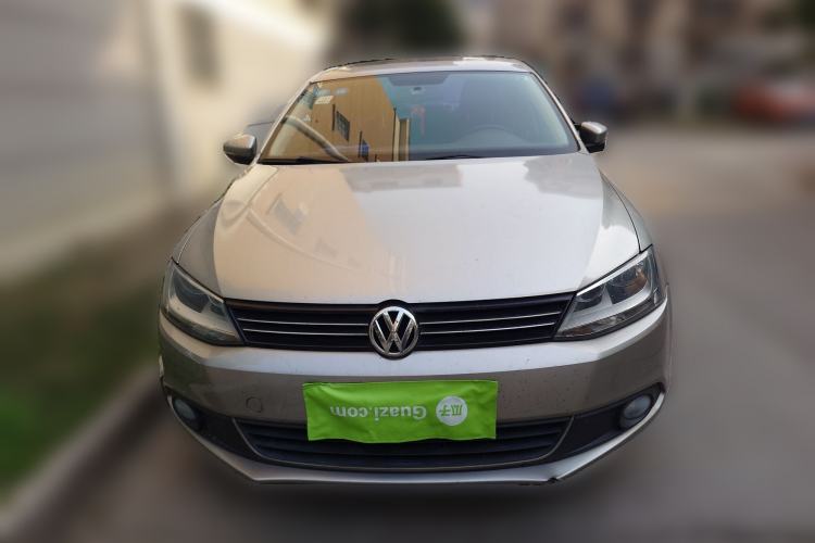 Used Volkswagen Sagitar 2014 1.6L Automatic Comfort Model Front