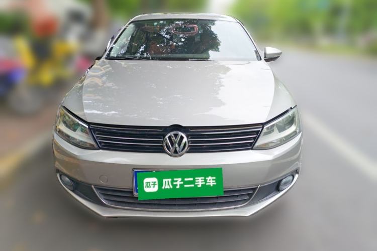 Used Volkswagen Sagitar 2014 Revised Version 1.6L Automatic Comfort Edition Front