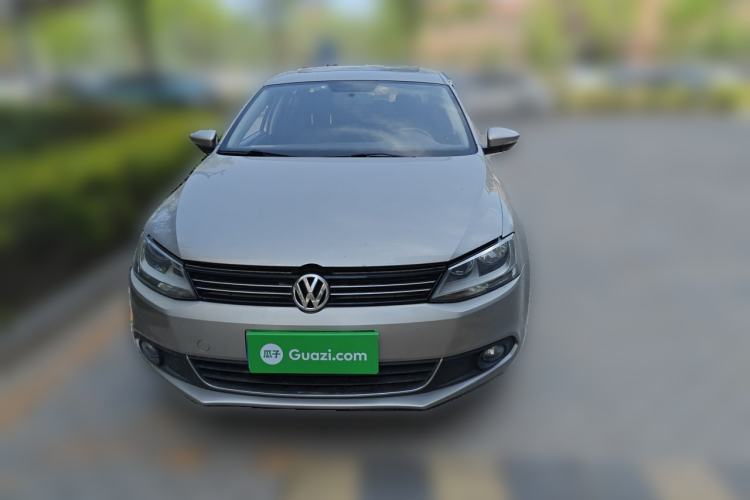 Used Volkswagen Sagitar 2014 Revised Version 1.6L Automatic Comfort Edition Front