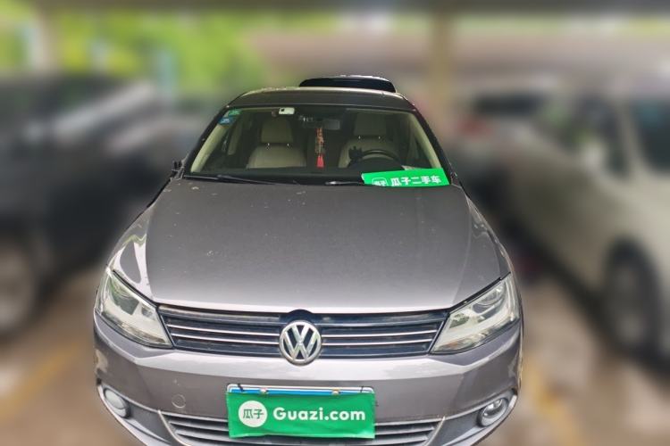 Used Volkswagen Sagitar 2014 1.6L Automatic Comfort Model Front