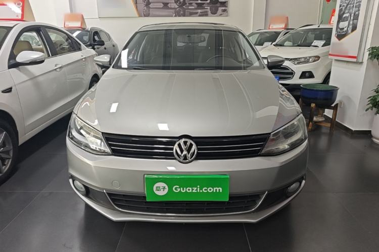 Used Volkswagen Sagitar 2014 Revised Version 1.6L Automatic Comfort Edition Front