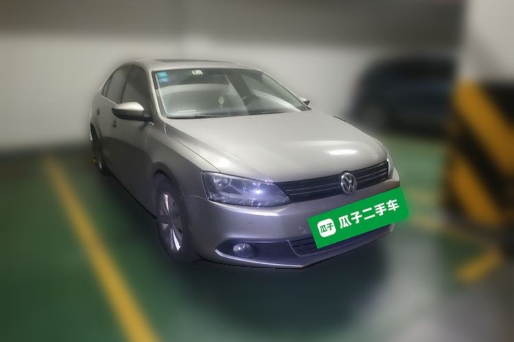 Used Volkswagen Sagitar 2014 Revised Version 1.4TSI Automatic Luxury Edition Front Right 45 Deg